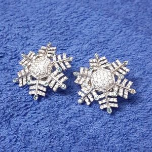 Snowflake Clip On Earrings